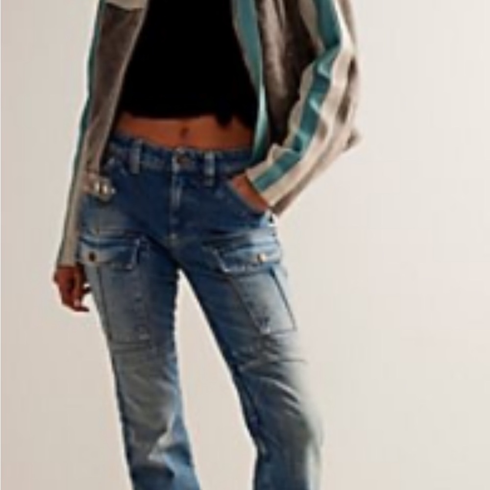 We The Free Cargo Jeans.